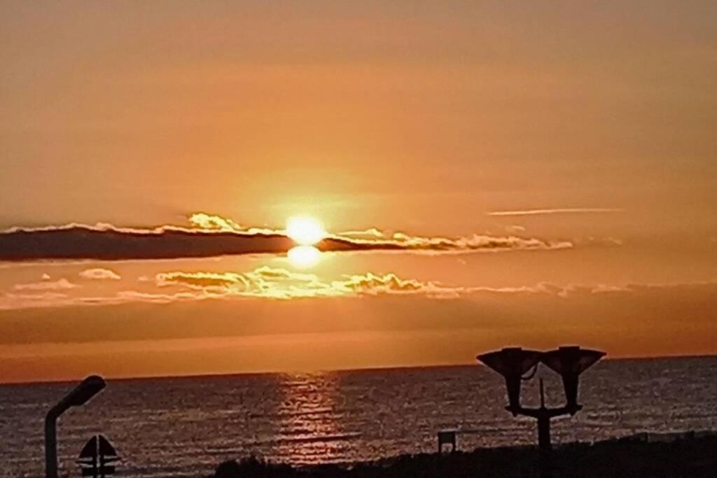 T2, VUE sur MER, TERRASSE, Parking Privé Le Barcarès Esterno foto